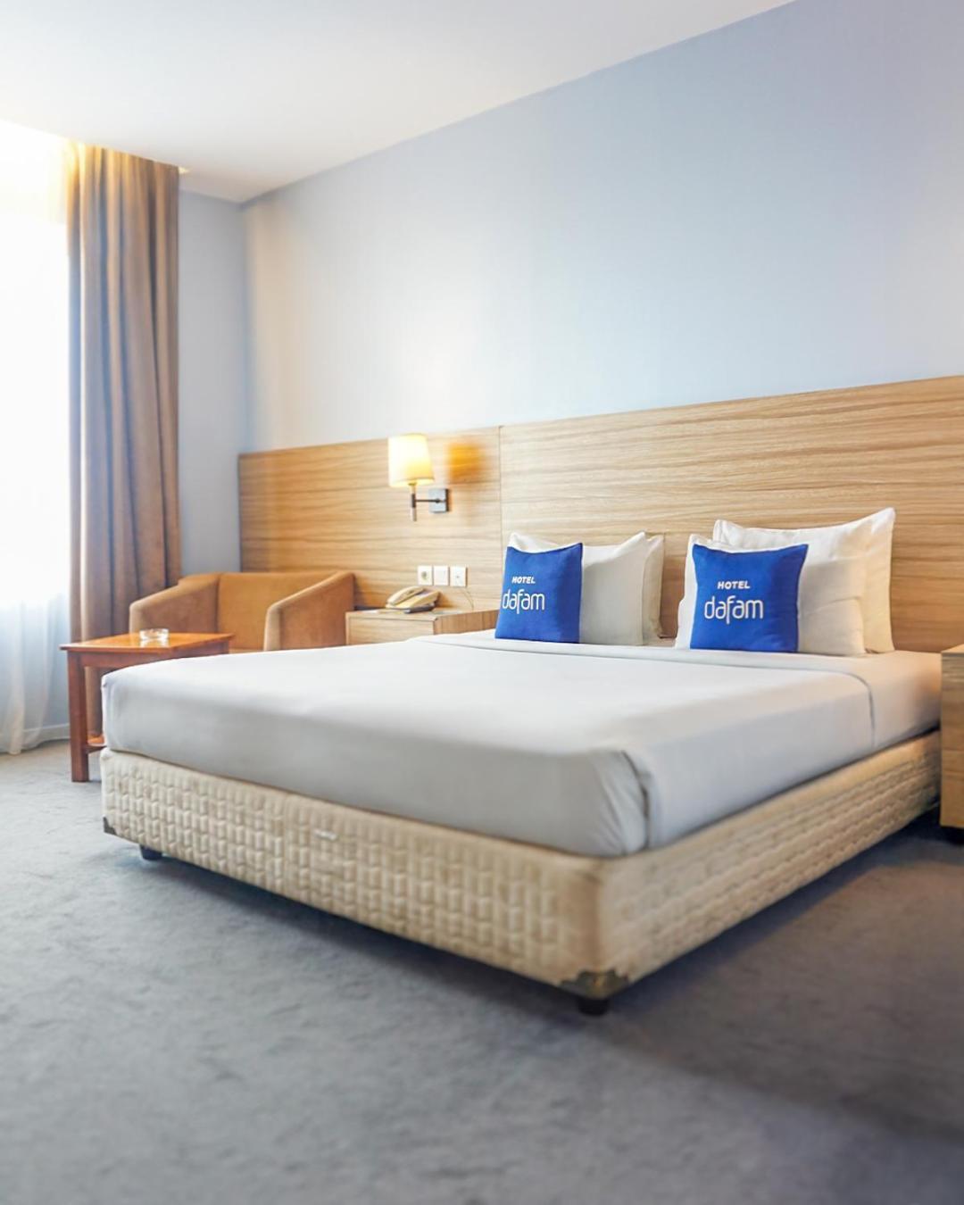 Hotel Dafam Пеканбару Экстерьер фото